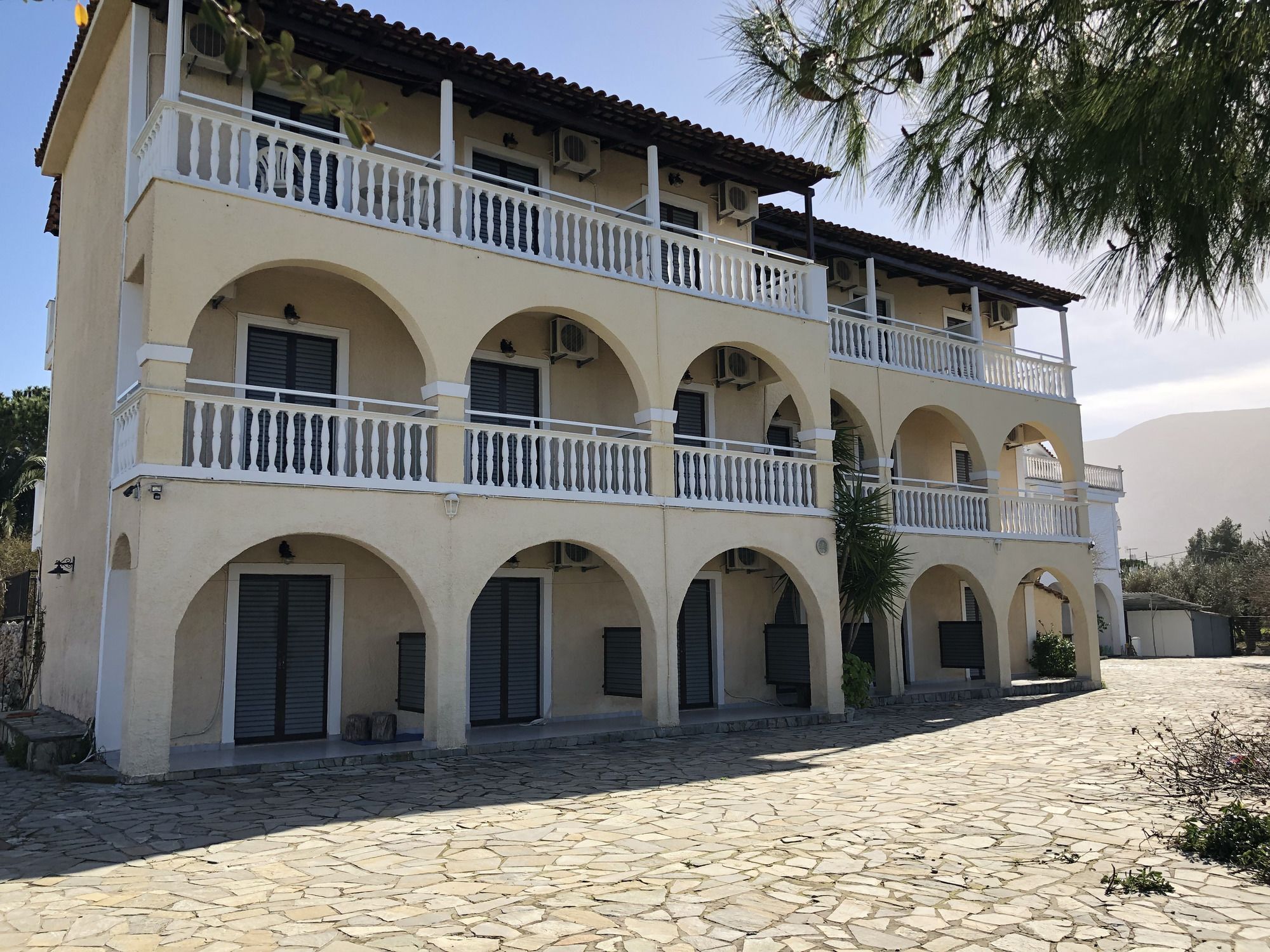 Venus Studios Alikanás Exterior foto